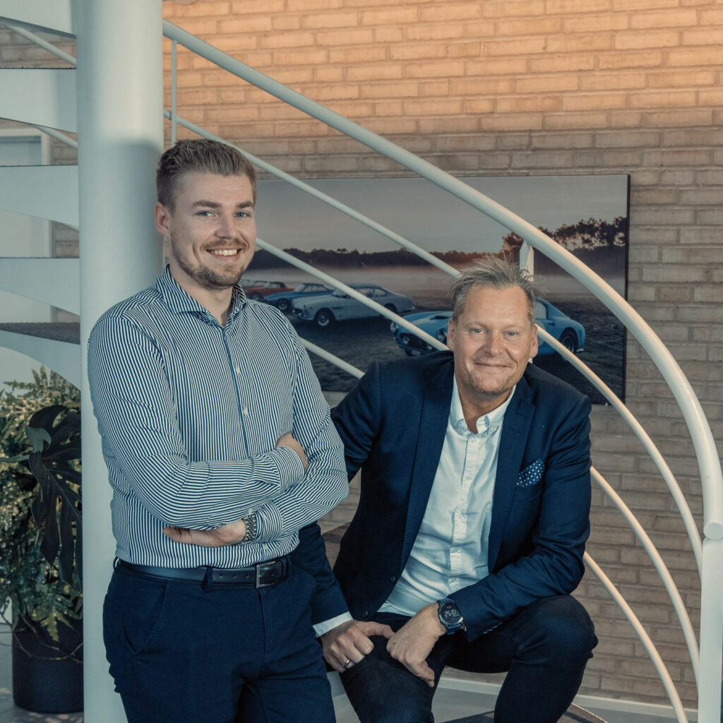 two men posing for a picture